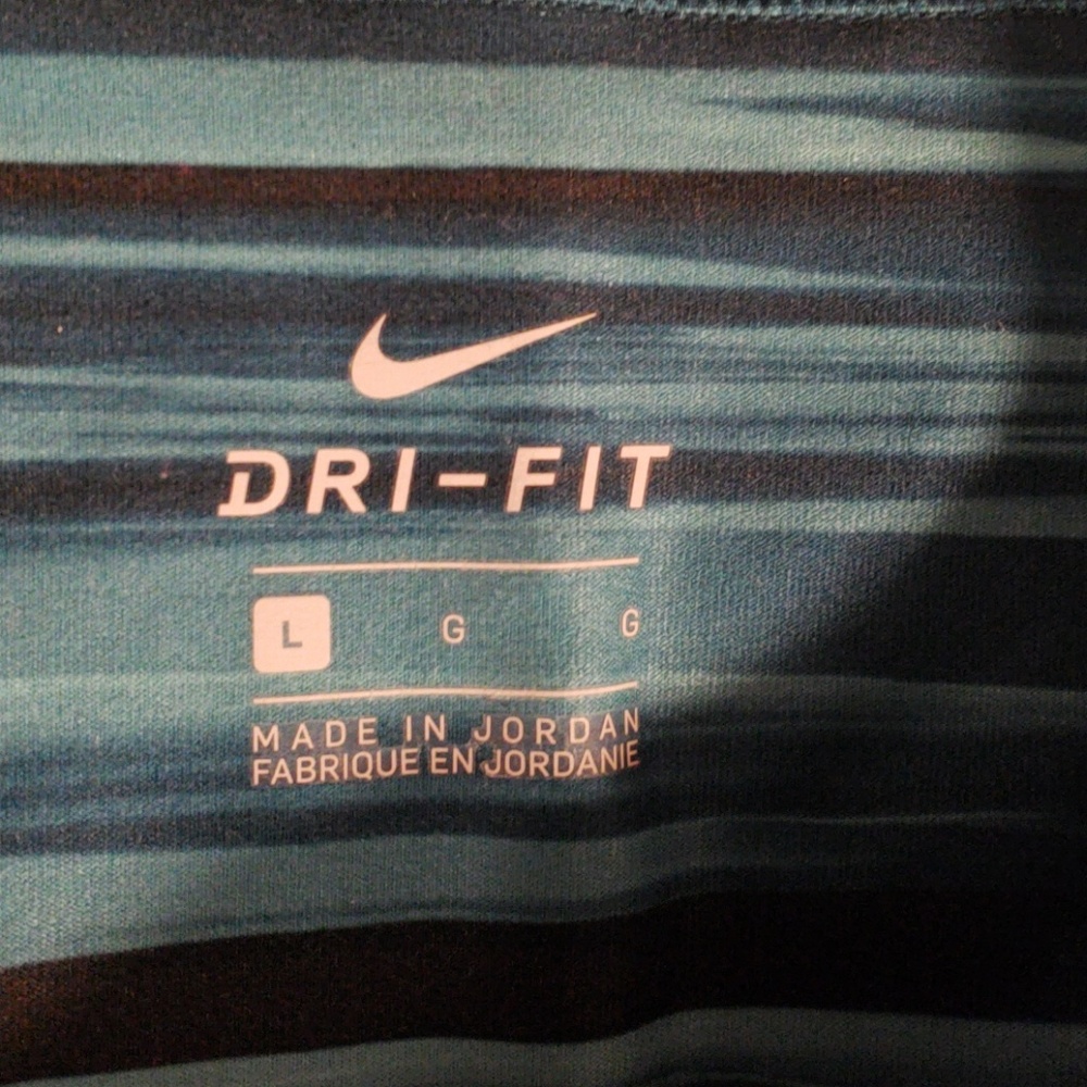 Nike Patterned Capris - image 4